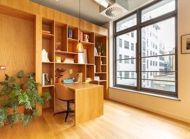 Coworking in City of London, 77 Farringdon Road, 10 m² - MatchOffice.co.uk