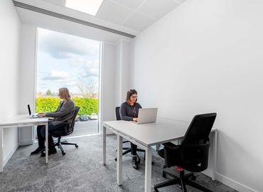 Business center Croxley Business Park,Building 2, 1st Floor WD18 8YA Harrow