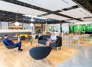 Business centre  in Hemel Hempstead, The Maylands Building, 10 m² - MatchOffice.co.uk