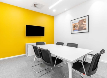 Virtual business address in Guildford, Guildford Business Park Road (GU2 8XG) - 2 | MatchOffice