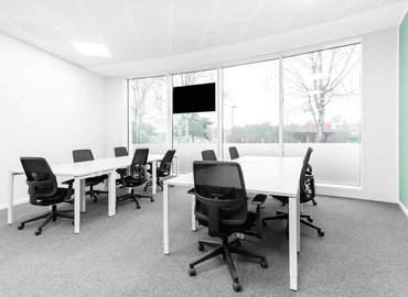 10 m² Serviced office in Guildford, Guildford Business Park Road (GU2 8XG) - 3 | MatchOffice.com