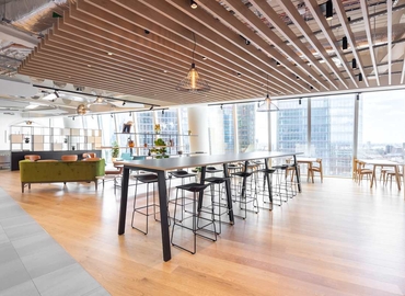  Coworkind spaces in City of London, 18th & 19th Floors, 10 m² - MatchOffice.co.uk