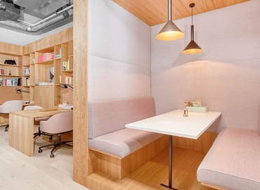 Business center 6 Sutton Plaza,Sutton Crt Rd SM1 4FS Sutton