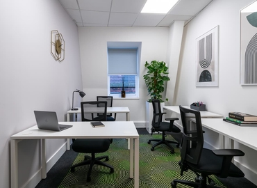  Work space in Greater Manchester, Bow Chambers, 10 m² - MatchOffice.co.uk