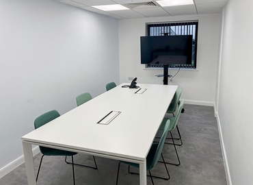 10 m² Coworking space  in Worcestershire, Stourport Road (DY11 7QE) - 2 | MatchOffice