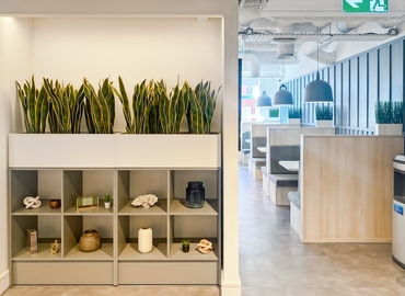 10 m² Serviced office in Belfast, 27–45 Great Victoria Street (BT2 7SL) - 10 | MatchOffice