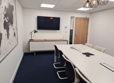 Business centre  in Hertfordshire, Wilbury Way, 10 m² - MatchOffice.co.uk