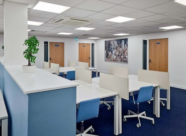 Business centre  in Hertfordshire, Wilbury Way, 10 m² - MatchOffice.co.uk