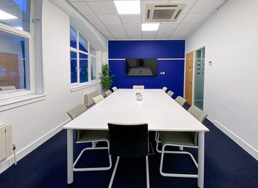  Work space in Aberdeen, 1 Berry Street, 10 m² - MatchOffice.co.uk