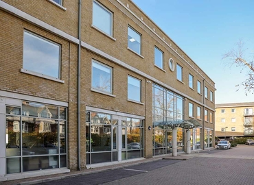  Coworkind spaces in Surrey, Ashley Park House, 10 m² - MatchOffice.co.uk