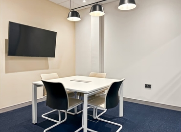 Virtual office space in Belfast, Weavers Court Business Park (BT12 5GH) - 2 | MatchOffice