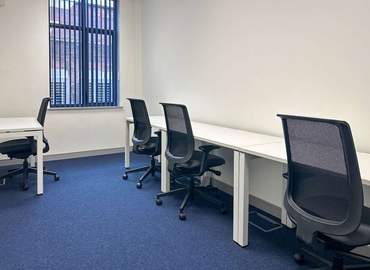 Virtual business address in Belfast, Weavers Court Business Park (BT12 5GH) - 12 | MatchOffice