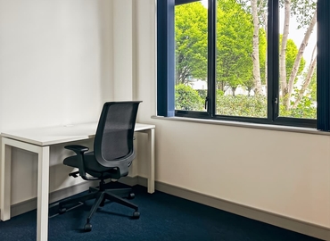 10 m² Business center in Belfast, Weavers Court Business Park (BT12 5GH) - 3 | MatchOffice