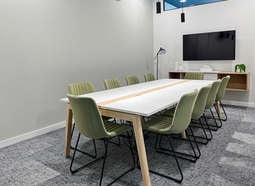  Work space in Wolverhampton, 4-5 Victoria Square, 10 m² - MatchOffice.co.uk