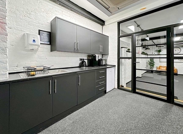  Work space in Kent, 35 Marine Terrace, 10 m² - MatchOffice.co.uk