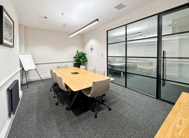  Coworking space in Edinburgh, 6 Waterloo Place, 10 m² - MatchOffice.co.uk