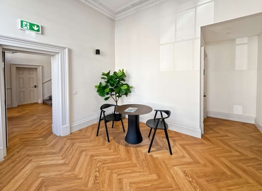 Coworking in Edinburgh, 6 Waterloo Place, 10 m² - MatchOffice.co.uk