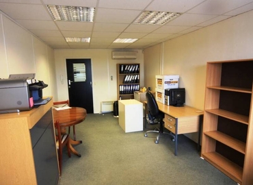  Business center  in Woking, 3 Tannery House, 50 m² - MatchOffice.co.uk