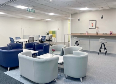  Business center  in Bracknell, Downshire Way, 10 m² - MatchOffice.co.uk