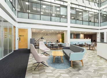 Business centre  in Reading, 200 Brook Drive, 10 m² - MatchOffice.co.uk