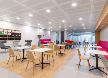  Work space in Hammersmith and Fulham, 566 Chiswick High Road, 10 m² - MatchOffice.co.uk