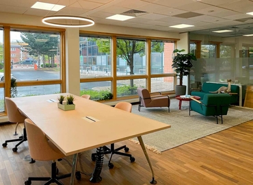 Business centre  in Edinburgh, 4 Redheughs Rigg, 10 m² - MatchOffice.co.uk