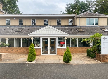  Business center  in Worcestershire, Pershore House, 10 m² - MatchOffice.co.uk