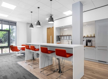 10 m² Business park in Surrey, The Causeway (TW18 3BA) - 5 | MatchOffice