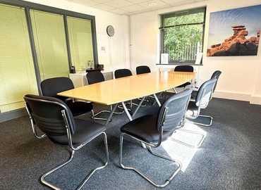  Work space in Exeter, Yeoford Way, 10 m² - MatchOffice.co.uk