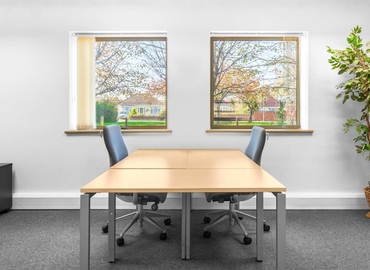 10 m² Coworking space  in Hampshire, Aerodrome Road (PO13 0FQ) - 3 | MatchOffice