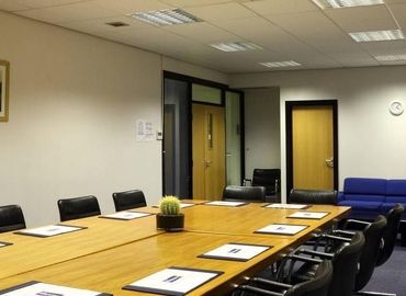 139 m² Serviced office in Wakefield, Monckton Road (WF2 7AS) - 3 | MatchOffice