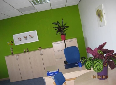 Business centre  in Dunfermline, 15 Pitreavie Court, 148 m² - MatchOffice.co.uk