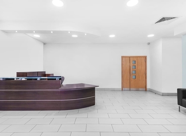  Business center  in West Yorkshire, Salts Mill Road, 10 m² - MatchOffice.co.uk