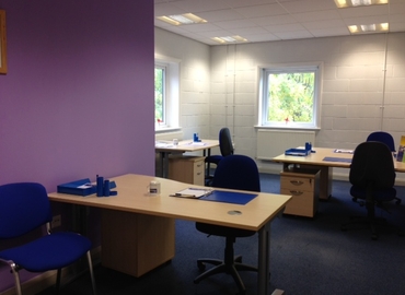 70 m² Business center in Oldbury, Direct 2 (B69 3ES) - 0 | MatchOffice