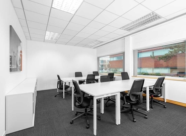 Business centre  in Bristol, 2430/2440  The Quadrant, 10 m² - MatchOffice.co.uk