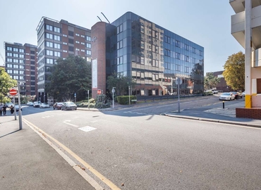 Business centre  in Bromley, 1 Elmfield Park, 10 m² - MatchOffice.co.uk