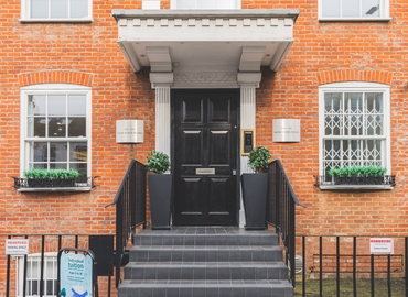 Office for rent in Hammersmith and Fulham, New Kings Road 136-144, 87 m² - MatchOffice.co.uk