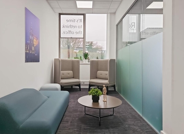  Coworkind spaces in Liverpool, 360 Edge Lane, 10 m² - MatchOffice.co.uk
