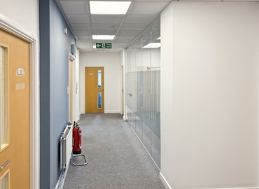  Work space in Southampton, Crown Walk, 10 m² - MatchOffice.co.uk
