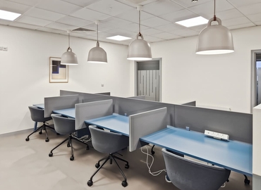10 m² Coworking space  in Belfast, Linenhall Street (BT28 1FJ) - 4 | MatchOffice