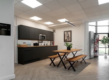 Office Percy St LS12 1EL Leeds City Centre