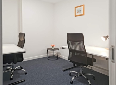 Business centre  in Aberdeen, 8 High Street, 10 m² - MatchOffice.co.uk