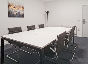  Business center  in Aberdeen, 8 High Street, 10 m² - MatchOffice.co.uk