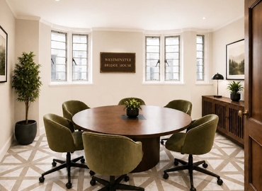 10 m² Coworking  in Central London, Westminster Bridge Road 121 (SE1 7HR) - 2 | MatchOffice