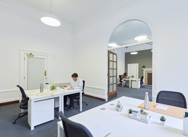 Business center Royston Road, Duxford CB22 4QH Cambridgeshire
