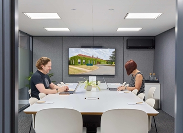 Business center Royston Road, Duxford CB22 4QH Cambridgeshire