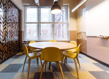 Business Centre in The City of London, 138 Holborn, 392 m² - MatchOffice.co.uk