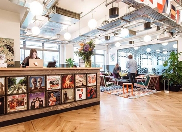 Business center 16 Great Chapel St, London W1F 8FL Central London