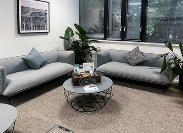  Coworking space in Gloucestershire, Olympus House, 10 m² - MatchOffice.co.uk