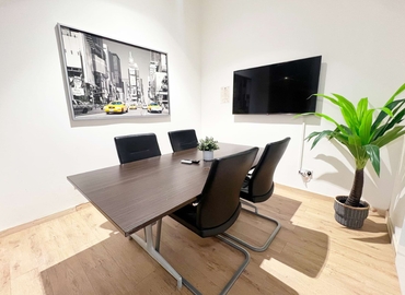 Office High Road Leyton 679 E10 6RA East London